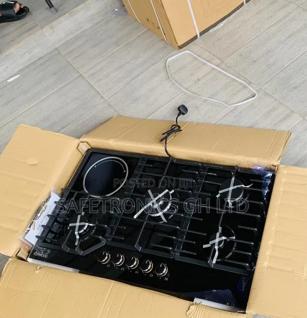 Ultra Perfect Black Inbuilt Kenwood 4+1 Hob · Photo 1
