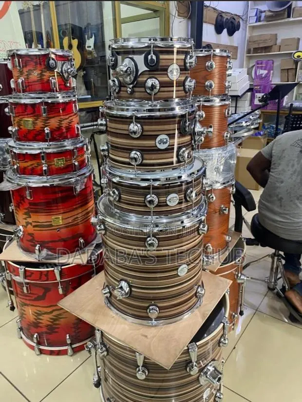 Dw 5pcs Drumset · Photo 1
