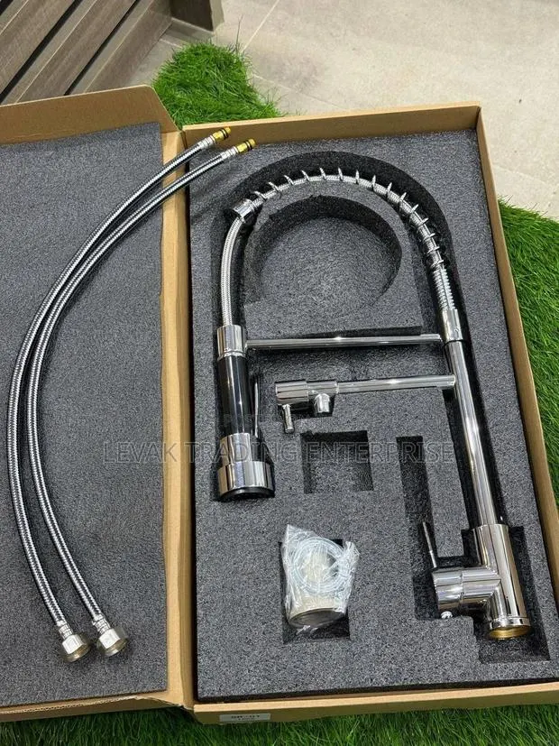 Stainless Hot and Cold Tap _Chrome Kitchen Tap · Photo 1