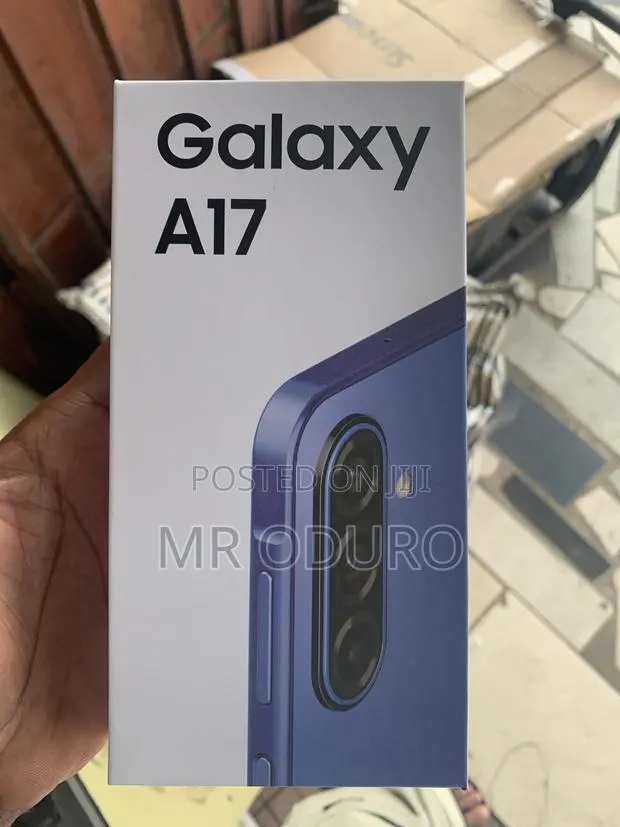 New Samsung Galaxy A17 5G 256 GB Blue · Photo 1