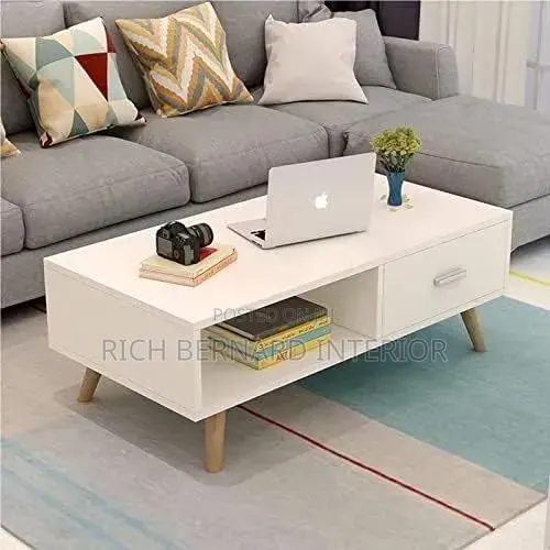 4feet Long Center Table · Photo 1