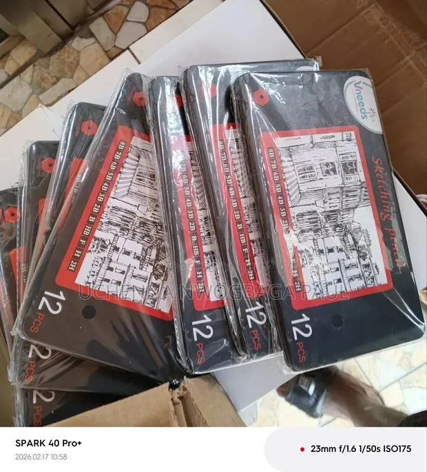 Greased Pencil Set 12 Pcs · Photo 1