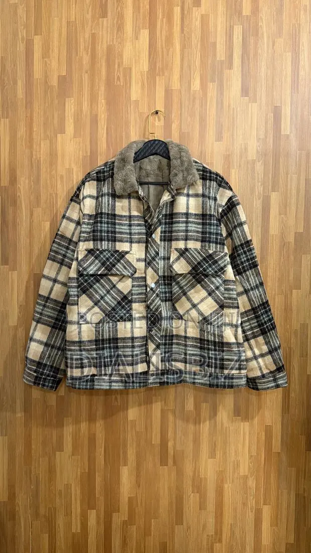 Jackets With Fur Lining · Photo 1