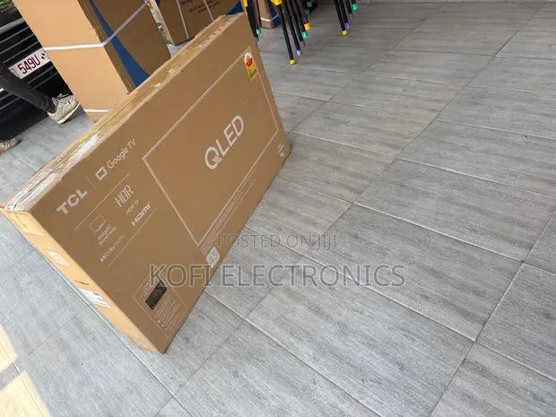 TCL 43” Qled Udr Google Smart Tv · Photo 1