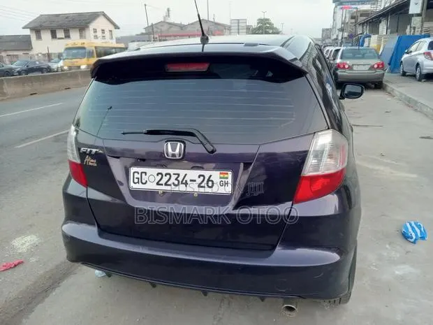 Honda Fit 2014 Black · Photo 1