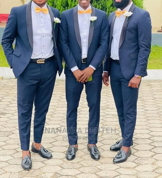 Men's Suit · Photo 1