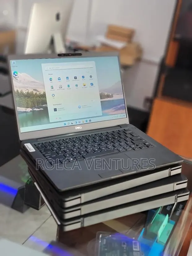 Laptop Dell Latitude 7300 8GB Intel Core i7 SSD 256GB · Photo 1