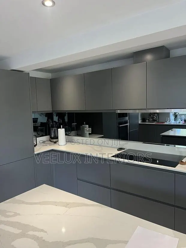 Matte Finish Kitchen Cabinets With 90cm Burner Microwave · Photo 1