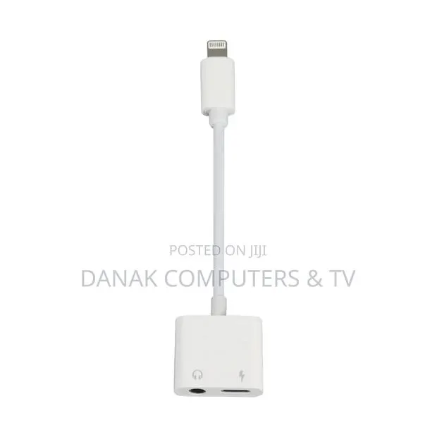 Lightning to 3.5mm Adapter Jbc029 · Photo 1