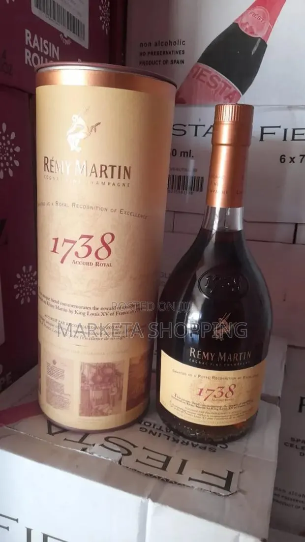 Remy Martin 1738 Accord Royal Cognac 700ml · Photo 1