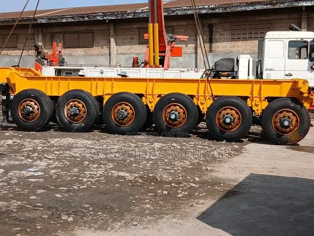 Flatbed Trailers · Photo 1