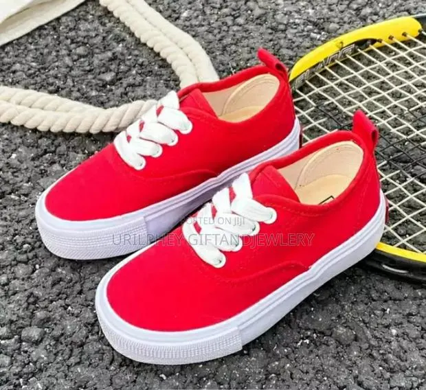 Quality Kids Vans Sneakers · Photo 2