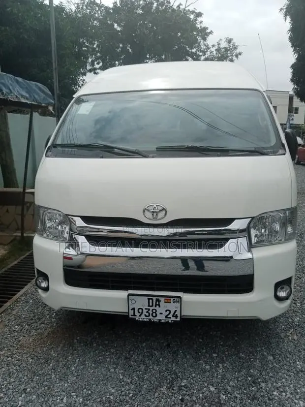 Car Rentals Services · Photo 1