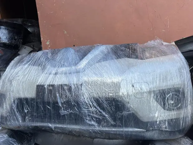 Nissan Rogue 2014-2015 Front Cut Complete Available as Seen · Photo 1