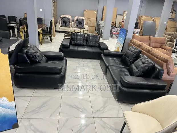 Royal Comfort Sofa Set · Photo 1