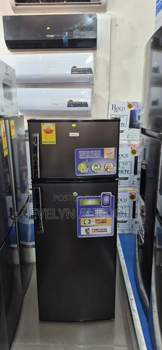 Nasco Top Freezer 205l.With Handle and Lock and Key Available · Photo 1