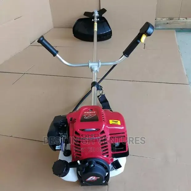 4 Stroke Bush Weeding Machine · Photo 1