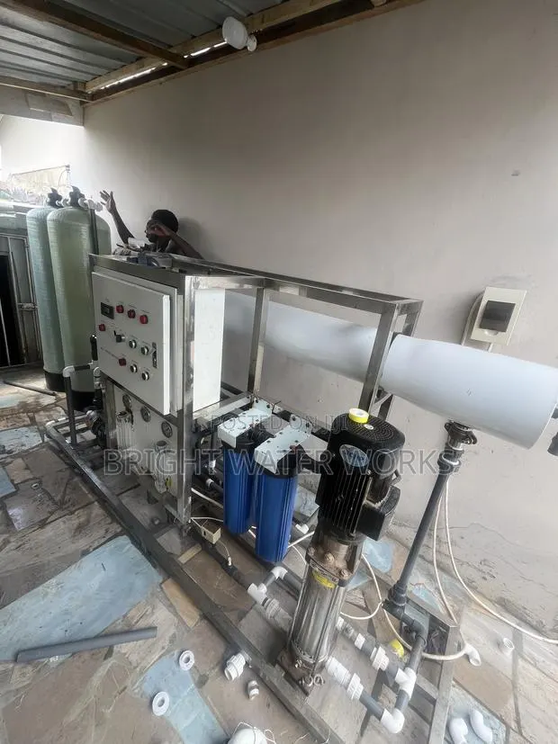 2 Ton Desalination Plant · Photo 2