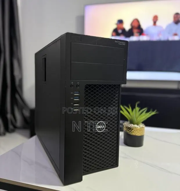 Desktop Computer Dell Precision 3000 16GB Intel Core i7 HDD 128GB · Photo 1