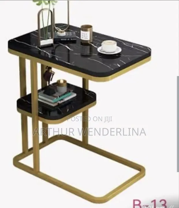 Coffee Table · Photo 1