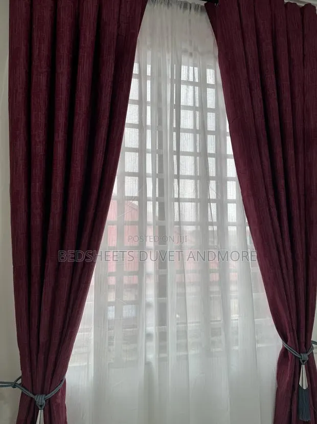 Wine Wider Curtains · Photo 1