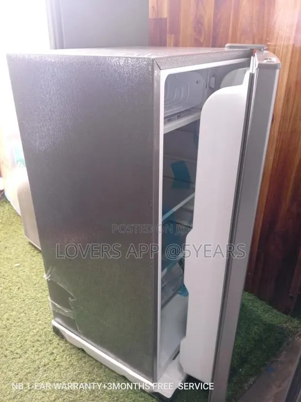 A Brand New Energy Saving Flamino Refridgrator · Photo 1