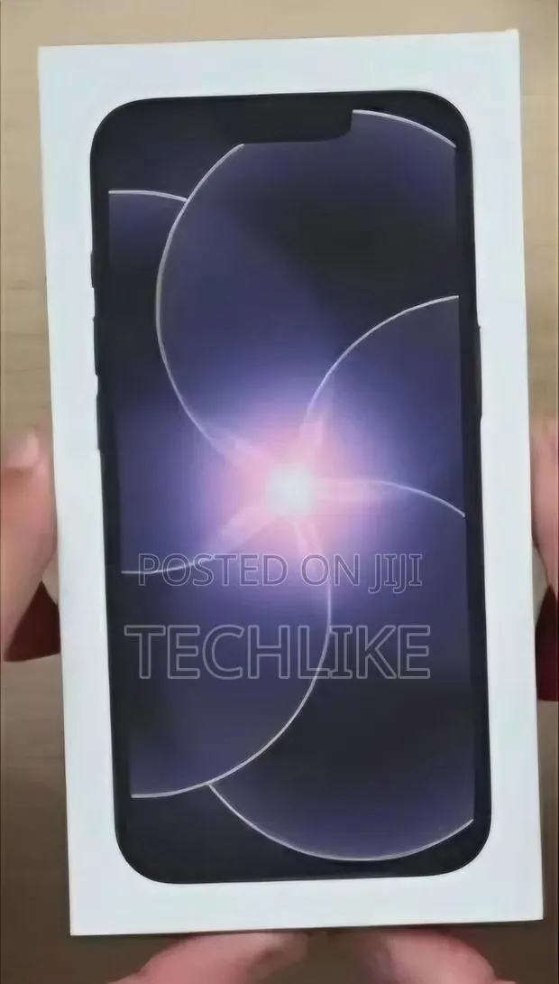 New Apple iPhone 17e 256 GB Black · Photo 1