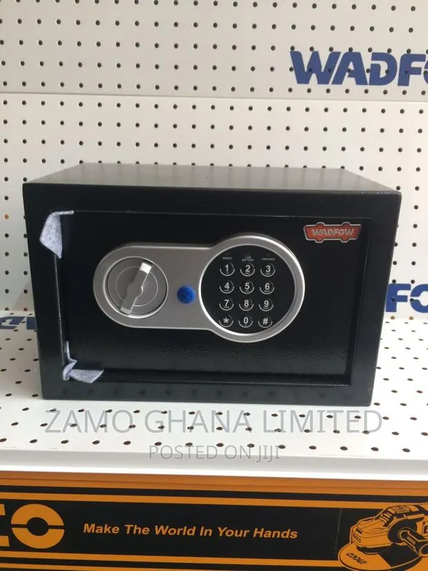 Electronic Safe 11l - Web1520 · Photo 1