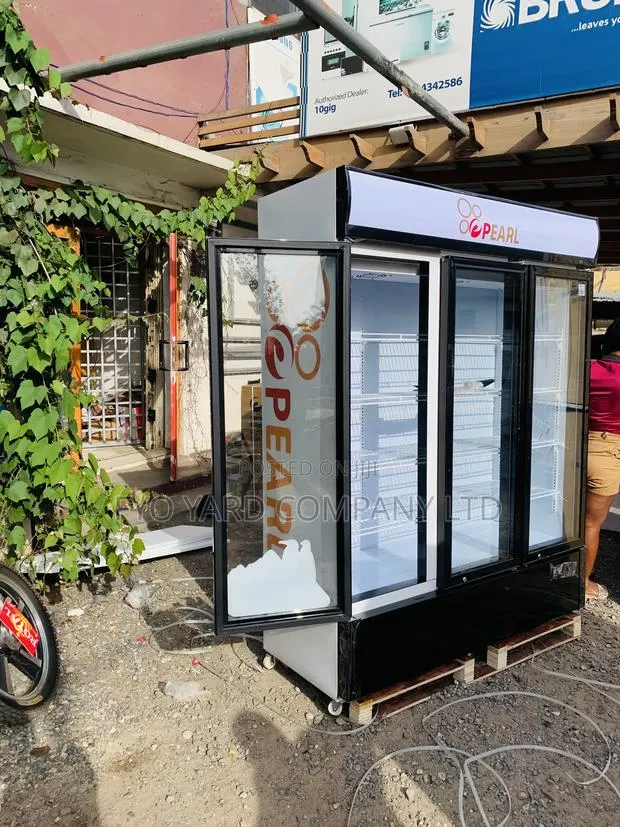 Get a New 780l Pearl Display Fridge Three Sores · Photo 1