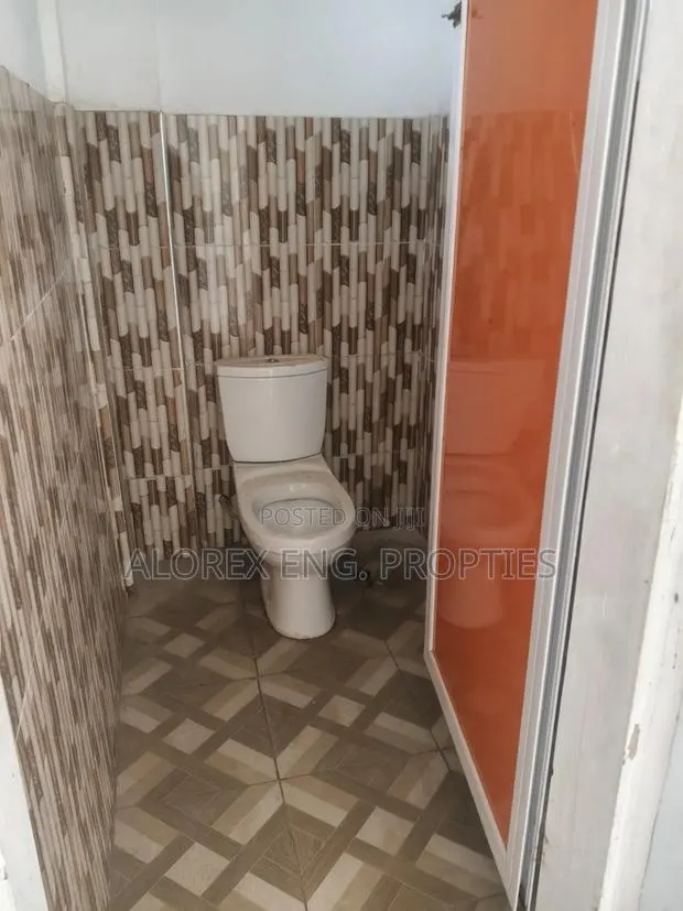 Shop for Rent at Oyarifa Teiman · Photo 4