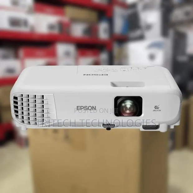 Epson Projector Eb-e12 3600 Lumens · Photo 1