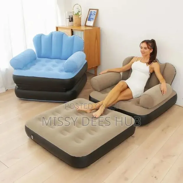Inflatable Sofa-Bed · Photo 1