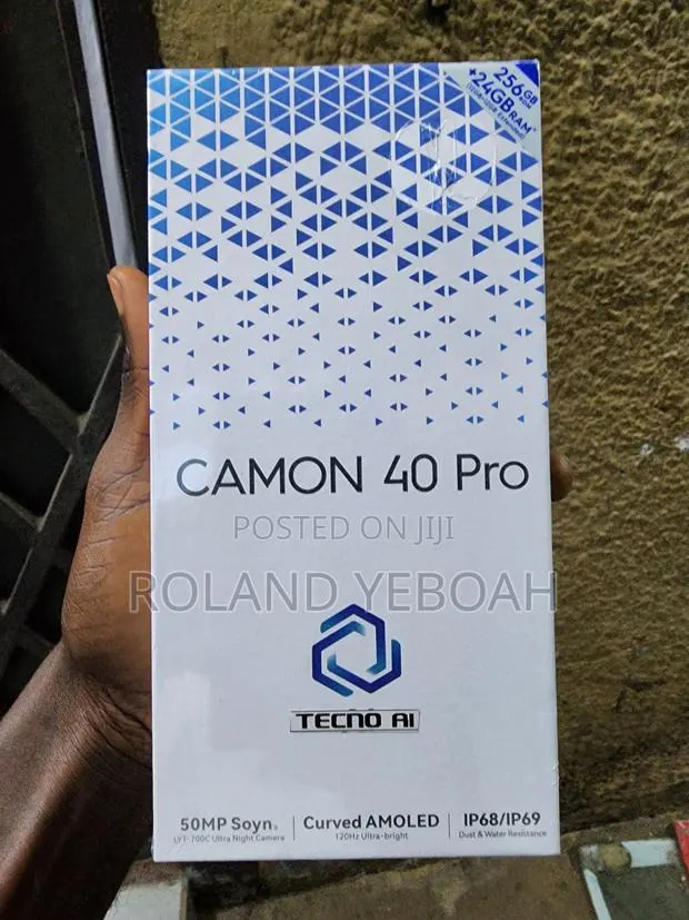 New Tecno Camon 40 Pro 5G 256 GB Black · Photo 1