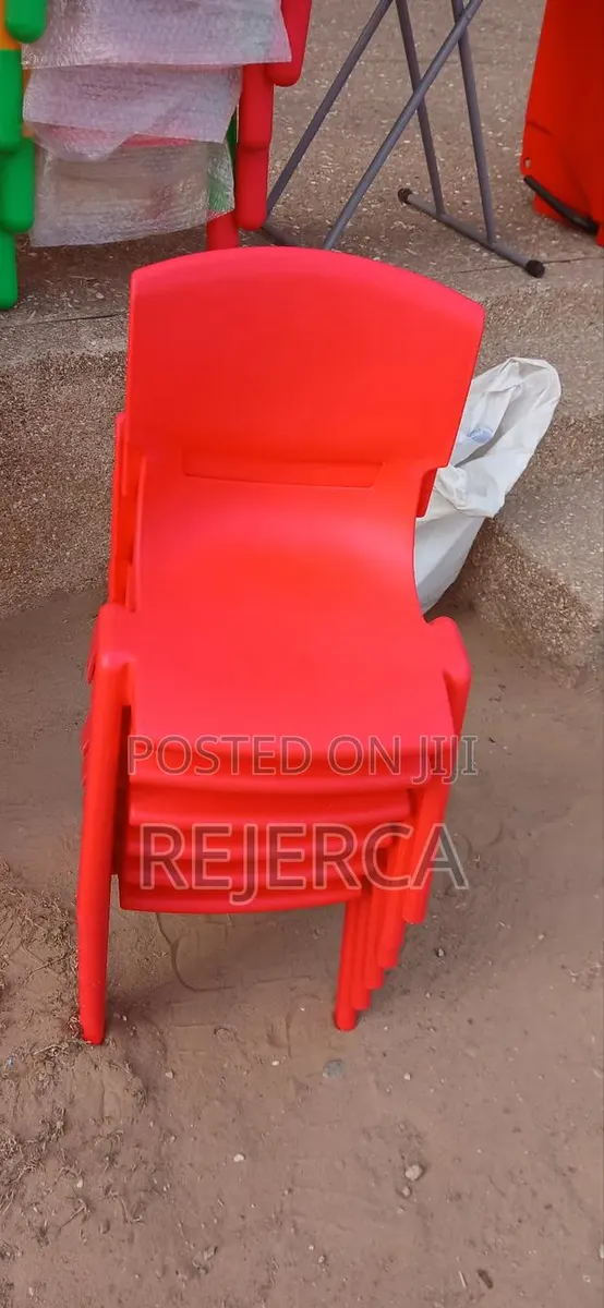 Creche Chairs · Photo 1