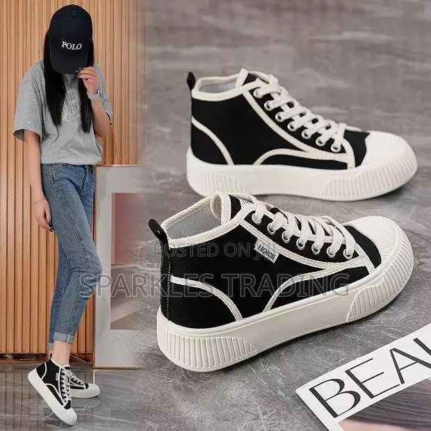 Canvas Sneakers · Photo 1