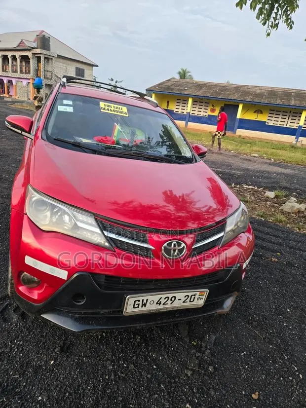 Toyota RAV4 LE 4dr SUV AWD (2.5L 4cyl 6A) 2015 Red · Photo 1