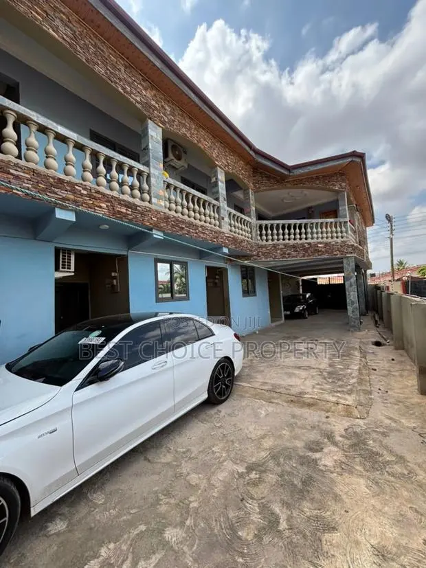 Ex Two Bedroom Apartment for Rent · Photo 1