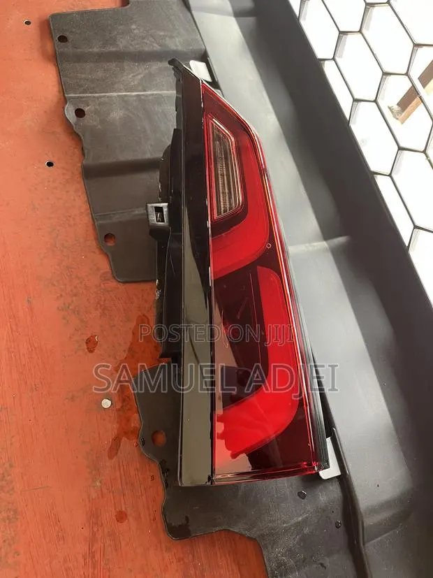 Honda CRV 2023 to 2025 Boot Light. · Photo 1