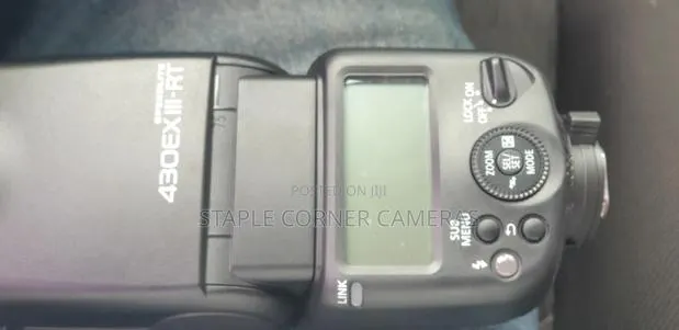 Canon 430EX III-RT Speedlight · Photo 1