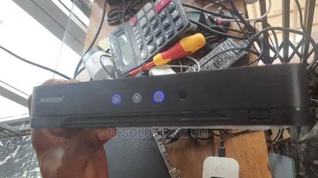 8ch Hivision DVR Coaxial Audio 5mp · Photo 1