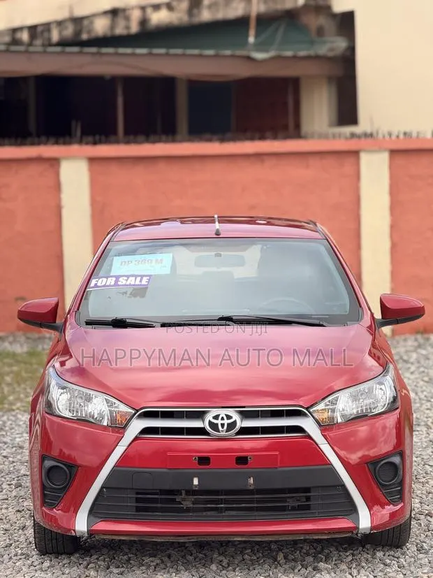 Toyota Yaris L Hatchback 5dr 2016 Red · Photo 1
