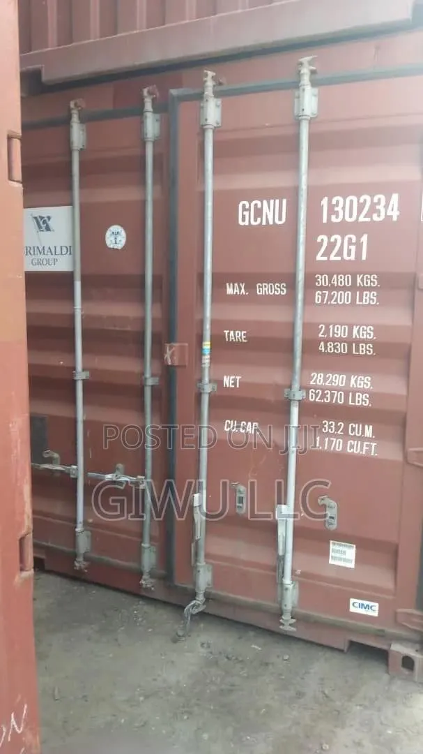 Containers · Photo 1