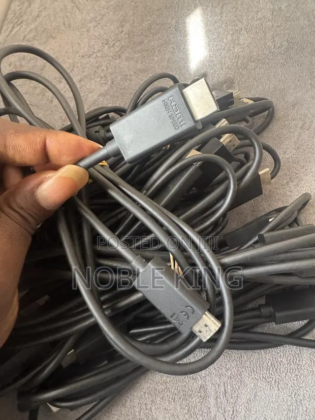 Hdmi 2.1 ( Cable) · Photo 1