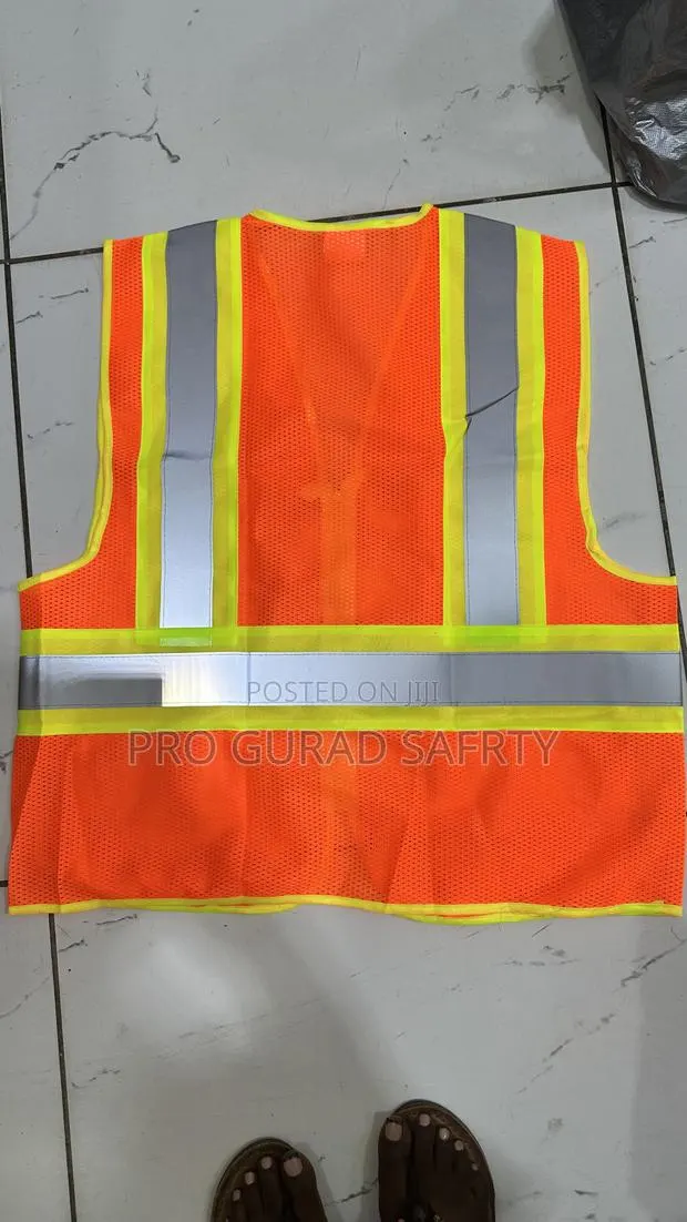 Reflective Jacket · Photo 1