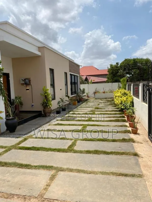 3bdrm House in Wisa Groups, Accra Metropolitan for rent · Photo 1