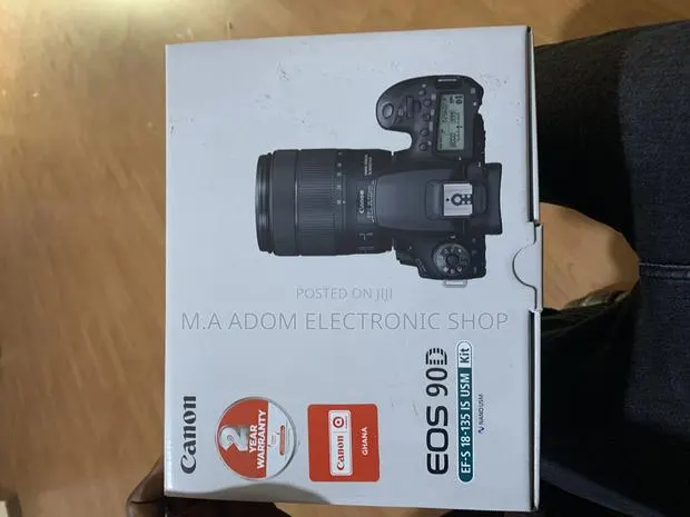 Canon Eos 90D Camera With 18-135 Mm USM Lens · Photo 1