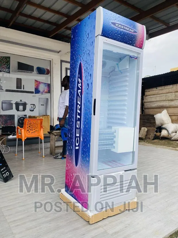 Quality Icestream UNI-350C 288ltr 1 Door Refrigerator. · Photo 1