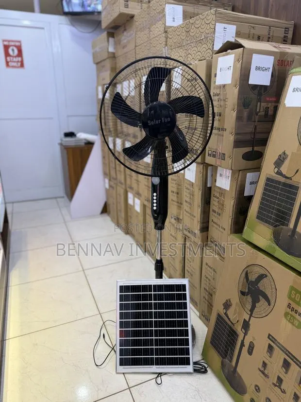 16 Inches Electric and Solar Rechargeable Fan · Photo 1
