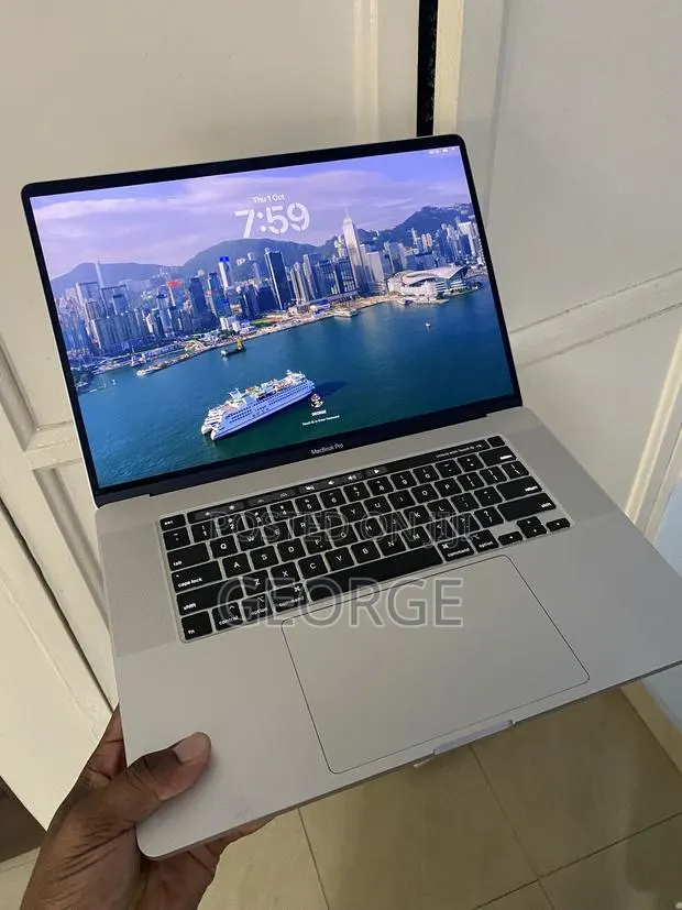 Laptop Apple MacBook Pro 2019 16GB Intel Core i7 SSD 512GB · Photo 1