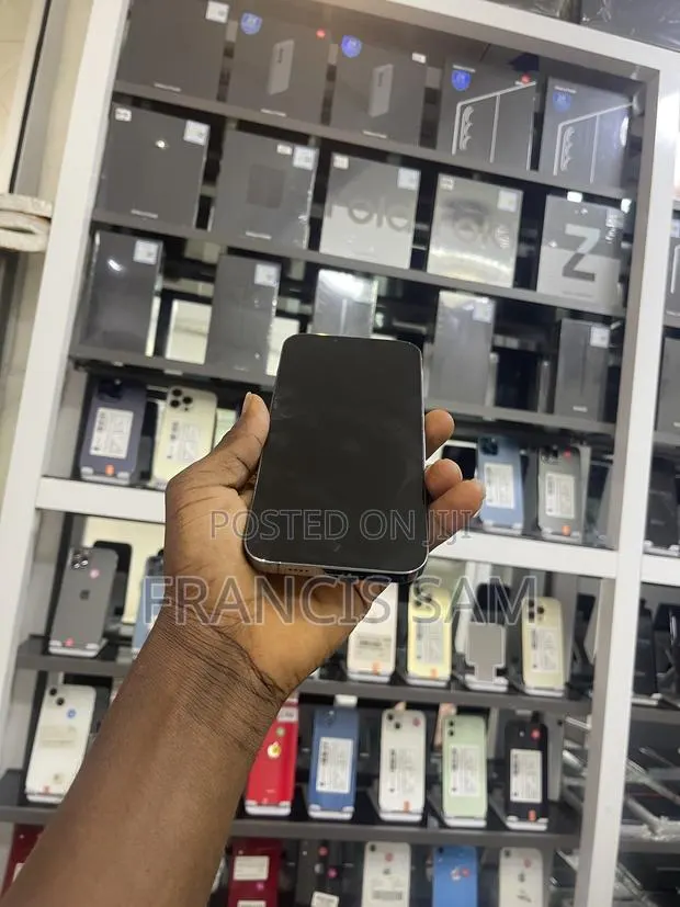 Apple iPhone 13 Pro Max 256 GB Blue · Photo 1